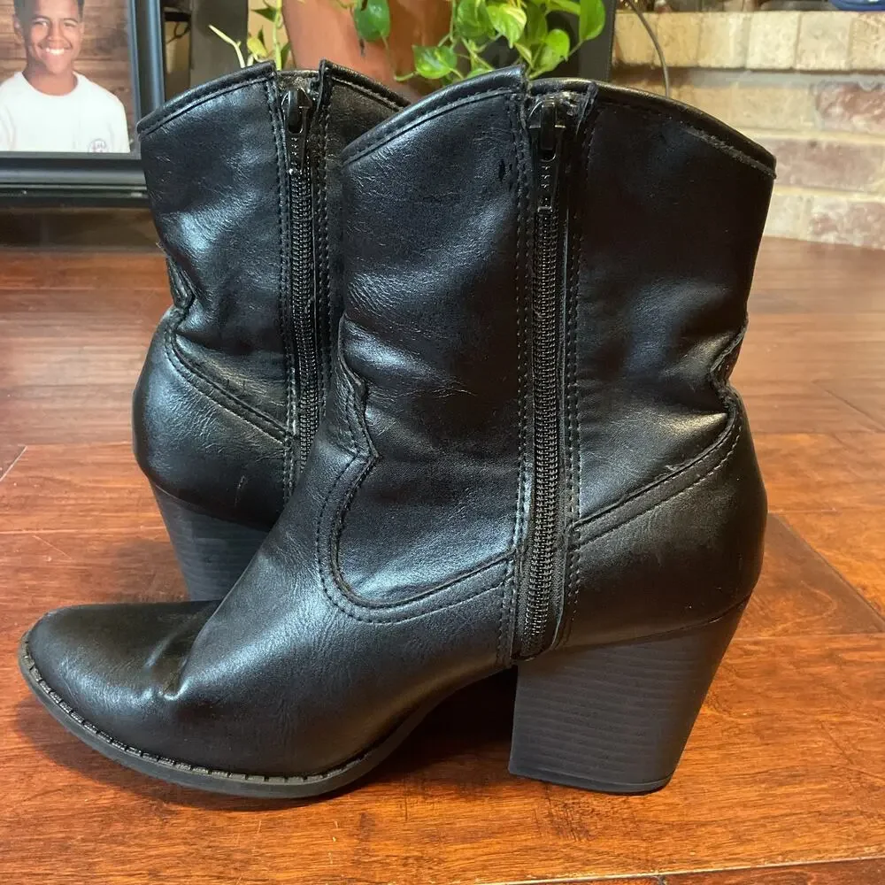 Wild Fable Women's Cordette Fringe Western Bootie Sz 8